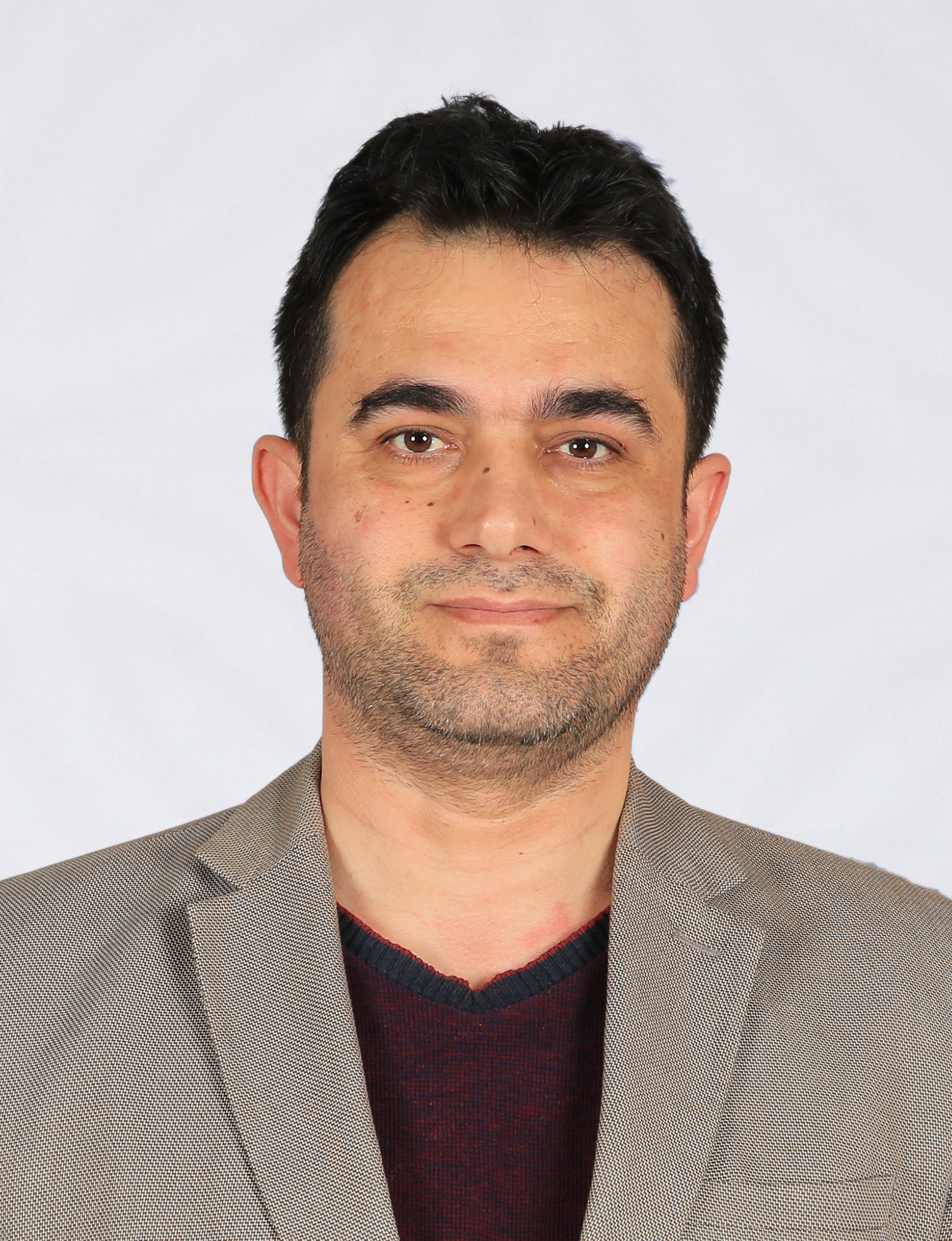 Dr. Öğr. Üyesi Nebi ÖZDÖNER